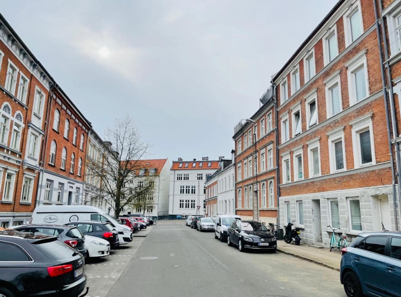 Scandinavian Apartment Hotel -Lunden 2- Central 2 Room Apartment Horsens Dış mekan fotoğraf